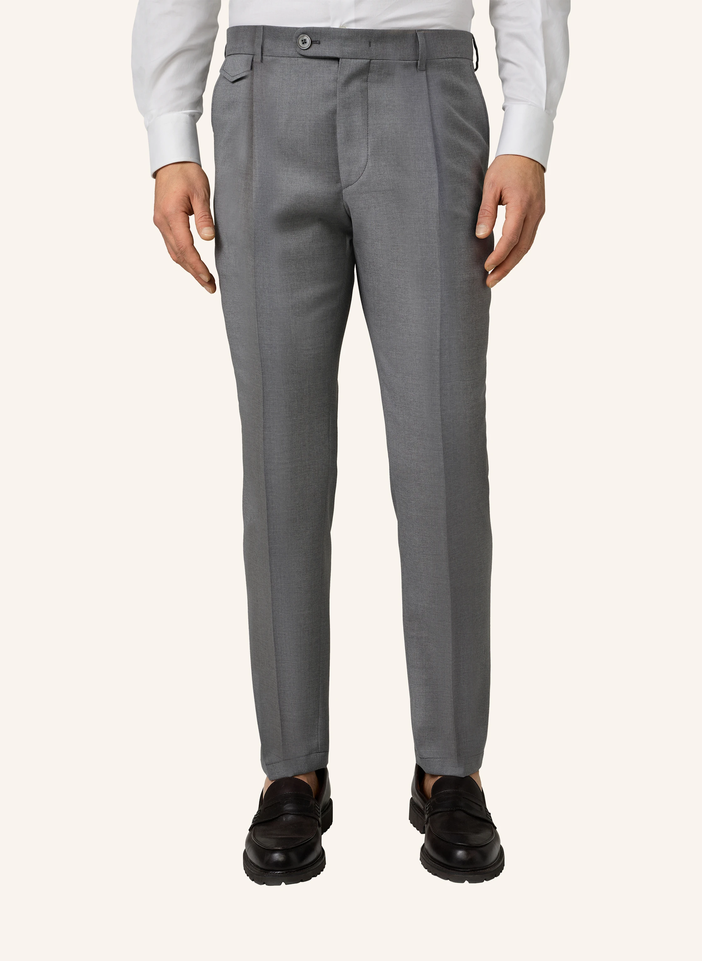 windsor. Hose Shaped Fit