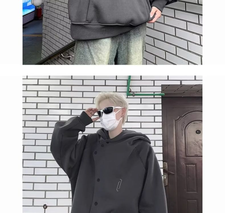 Bay Go Mall - Asymmetrische hoodie met lange mouwen en logo en knopen