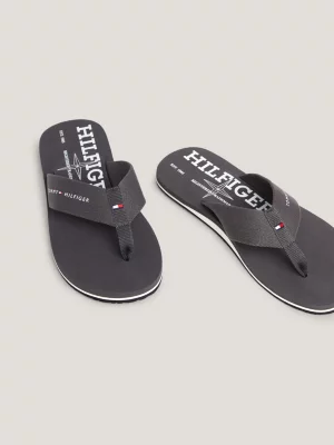 Chinelo com sola estampada