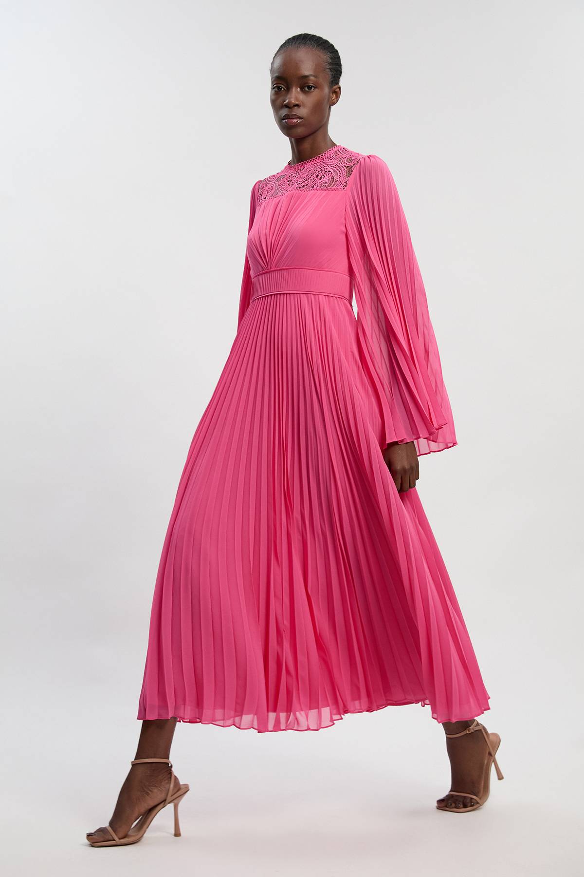 KarenMillen Robe Longue Plissée En Tissu Tissé Doux À Manches Kimono Petite Taille