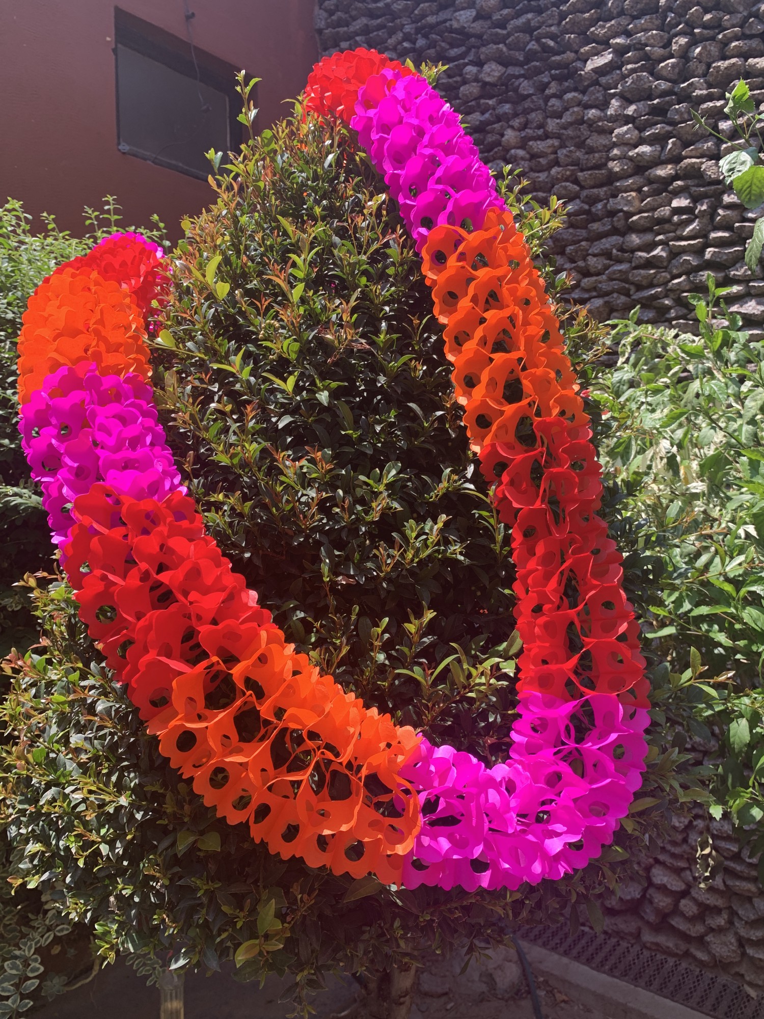 Papier-Girlande 'Schlange', pink, orange, rot, Ø 12 cm, L 250 cm günstig bestellen