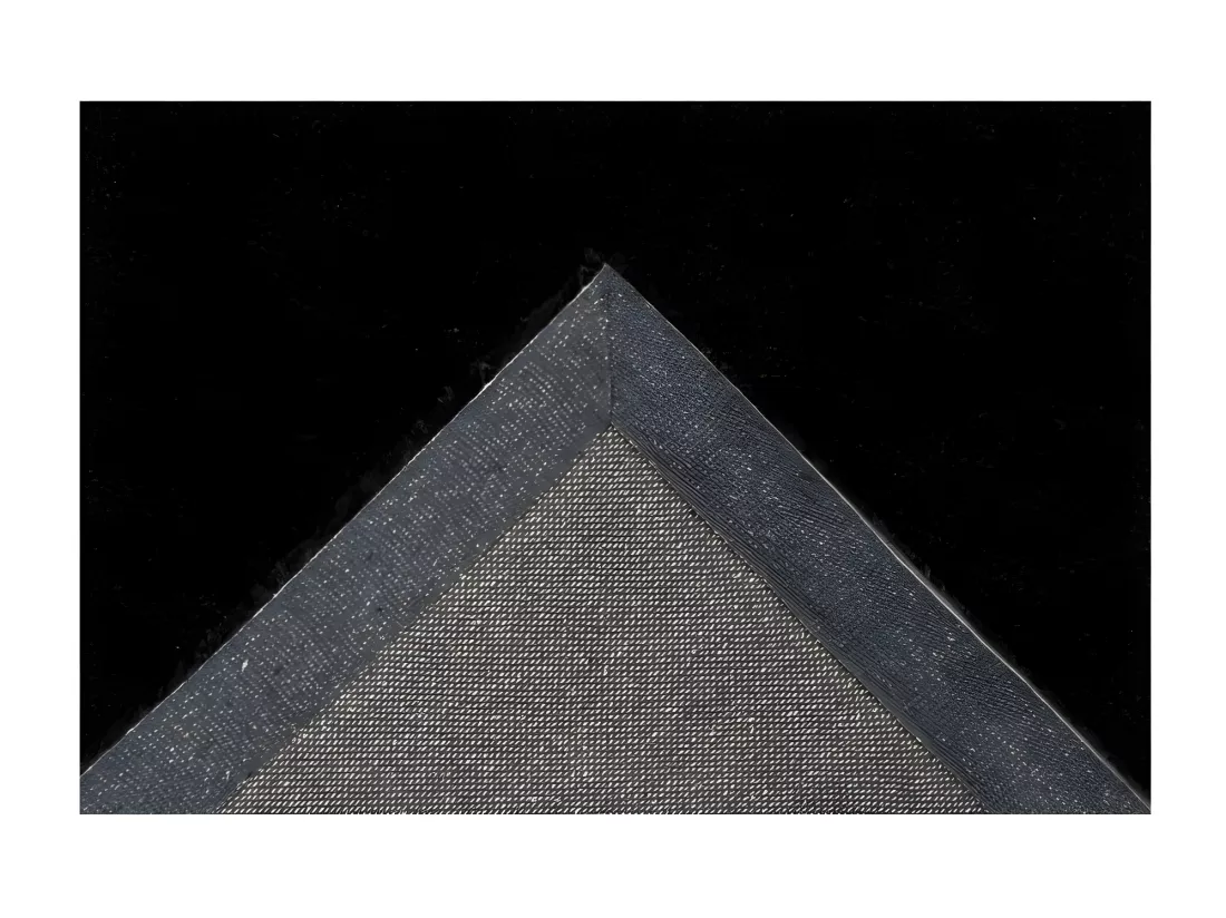 Tapis 170x120cm, design C007Y coloris noir - Confort et élégance pour votre intérieur