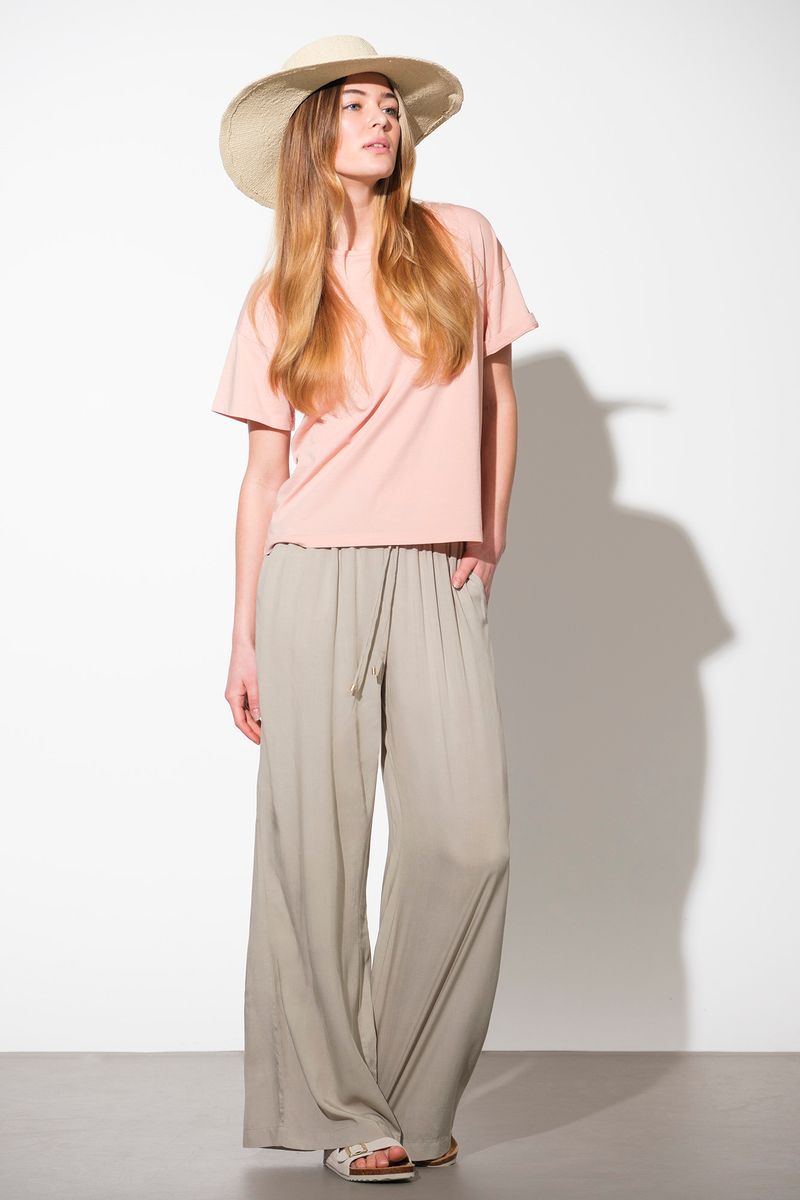 T-SHIRT BÁSICA  DECOTE REDONDO LOOSE FIT