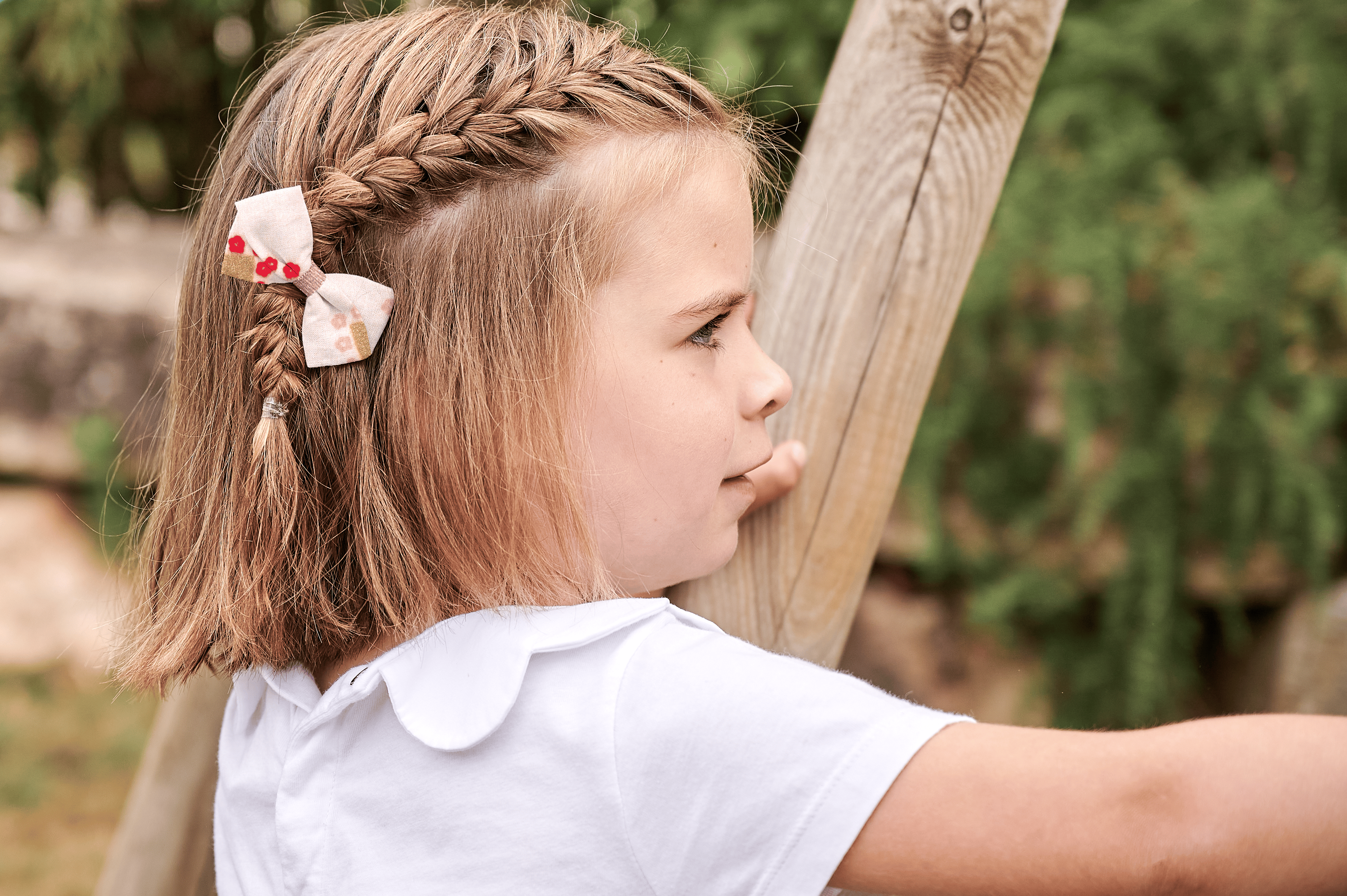 Petite Barrette Double Noeud Croisé Petits Coeurs