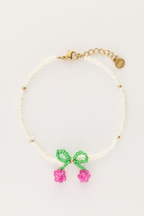 Witte kralen armband met kers
