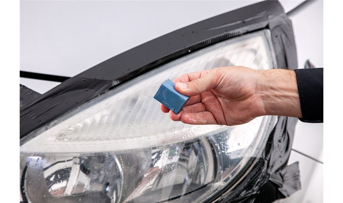 Quixx Headlight Restoration kit
