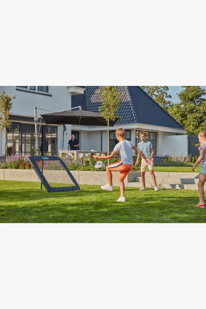 Salta Motion 124 cm x 124 cm Rebounder