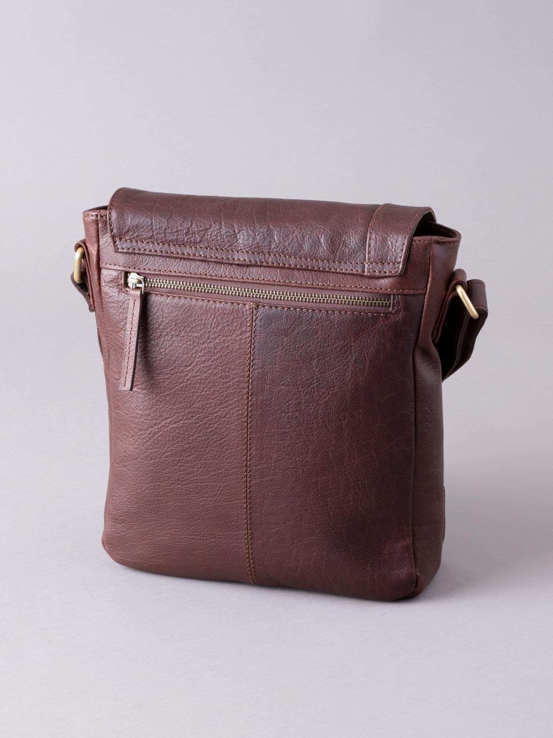 Bruin - Lakeland Leather Keswick messenger bag, medium