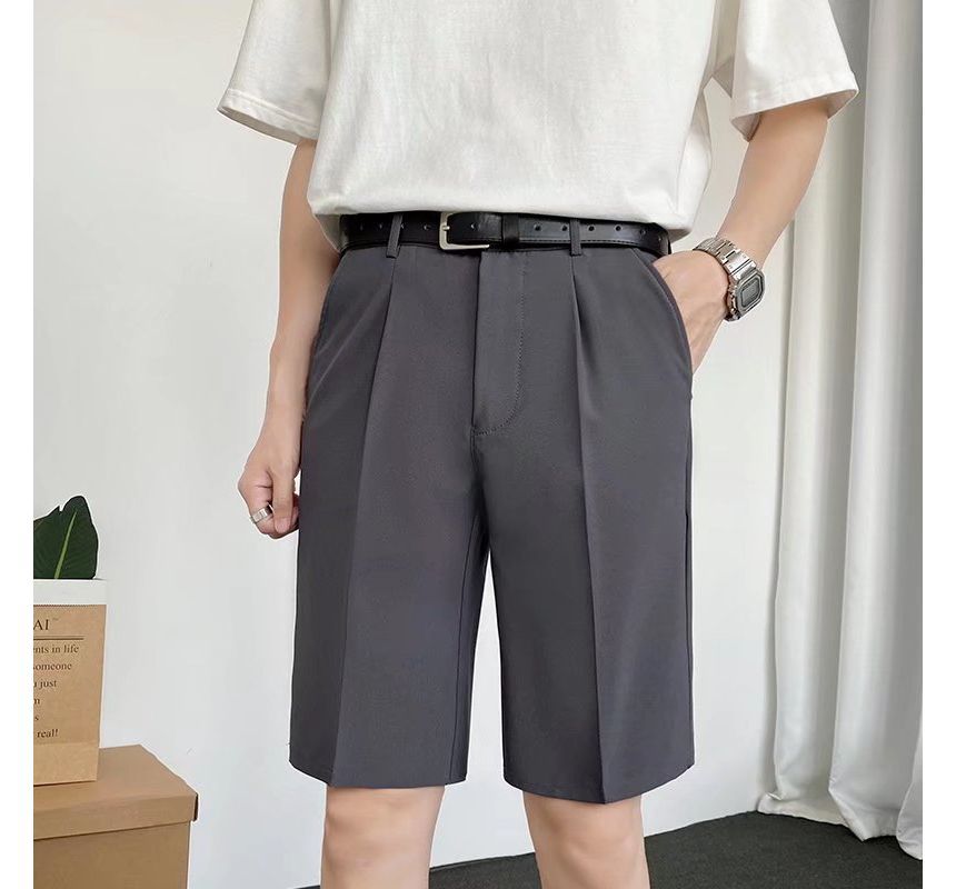 Urtishia - Effen shorts met rechte pijpen