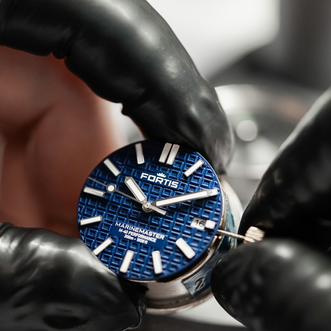 Fortis Marinemaster M-40 Ocean Blue Block Bracelet