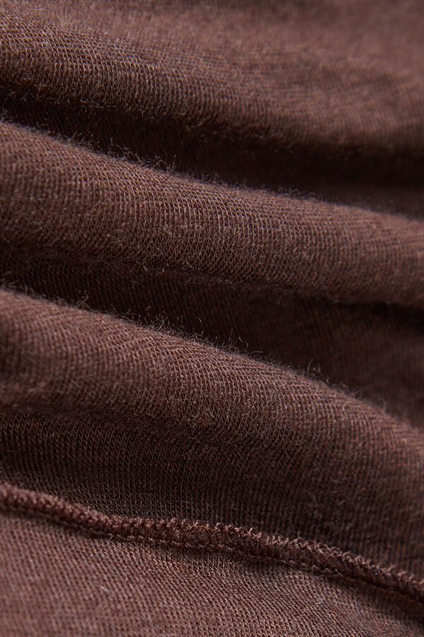 Camiseta de manga comprida com gola alta em cashmere modal ultraleve