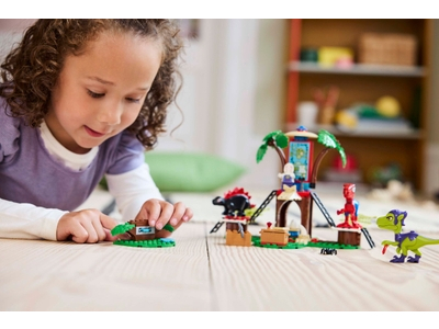 LEGO Spidey en Gobby's raptorstrijd bij de boomhut (11200)