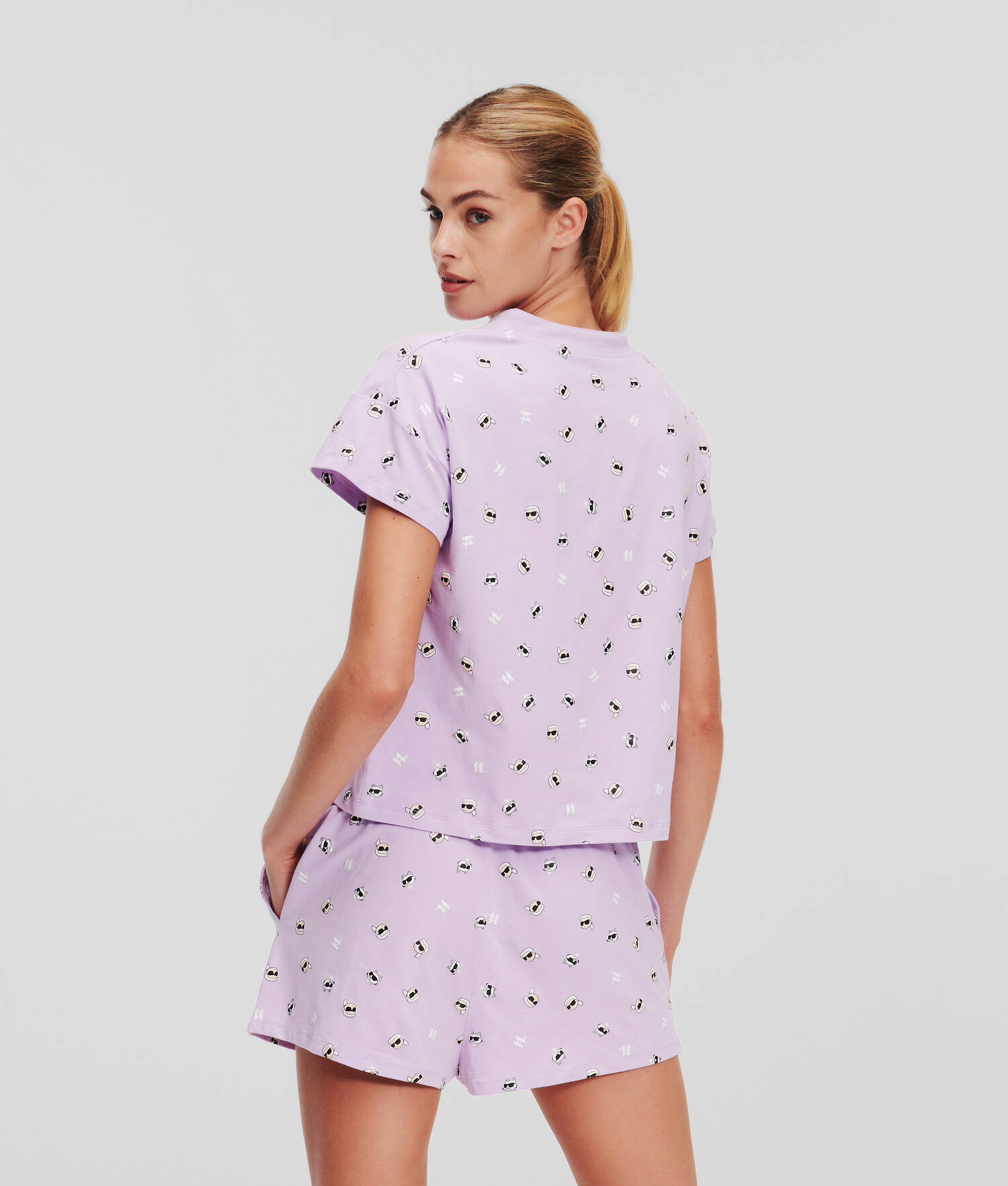 ENSEMBLE PYJAMA AVEC SHORT KARL IKONIK