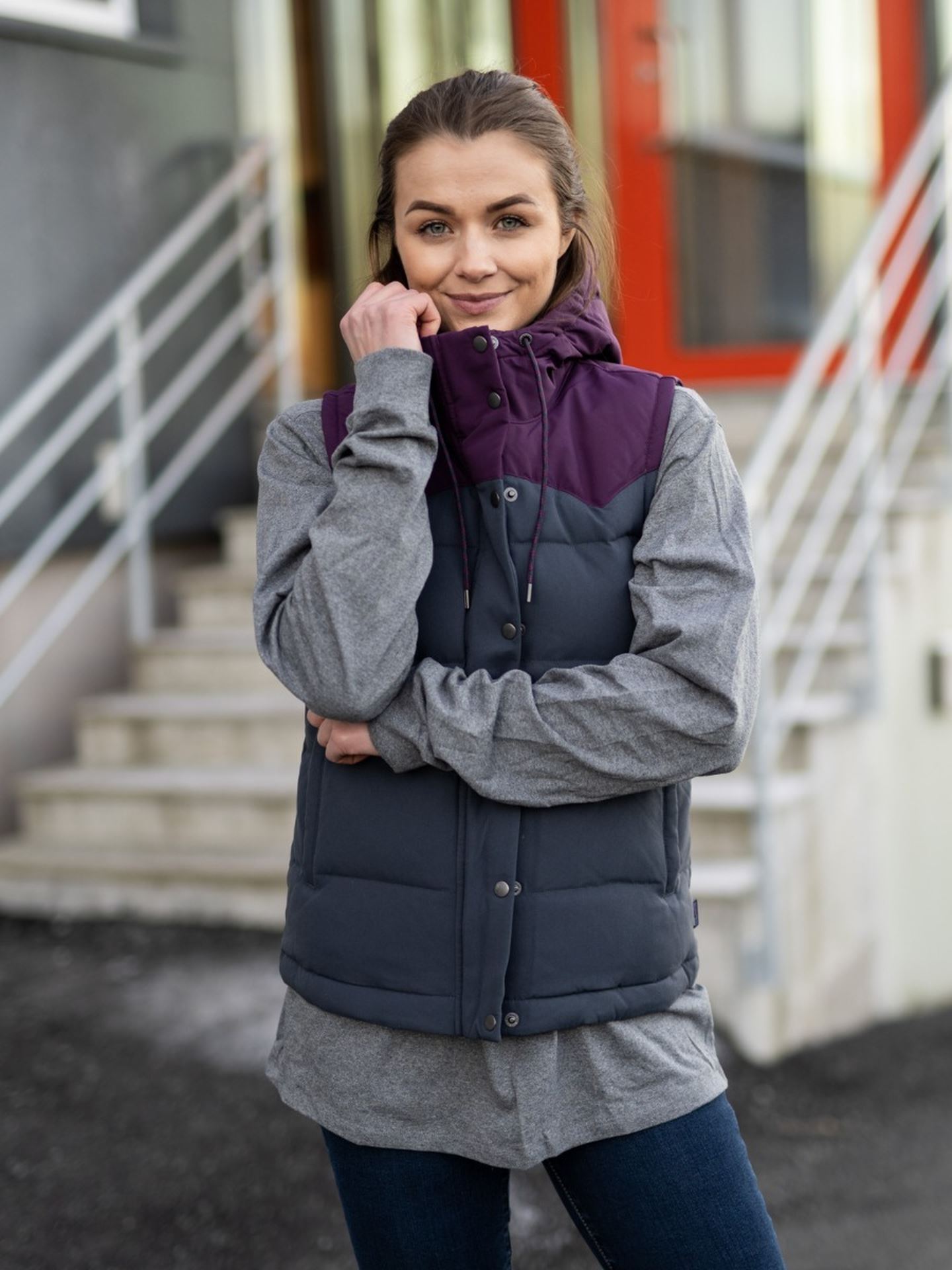 Bivy Hooded Vest