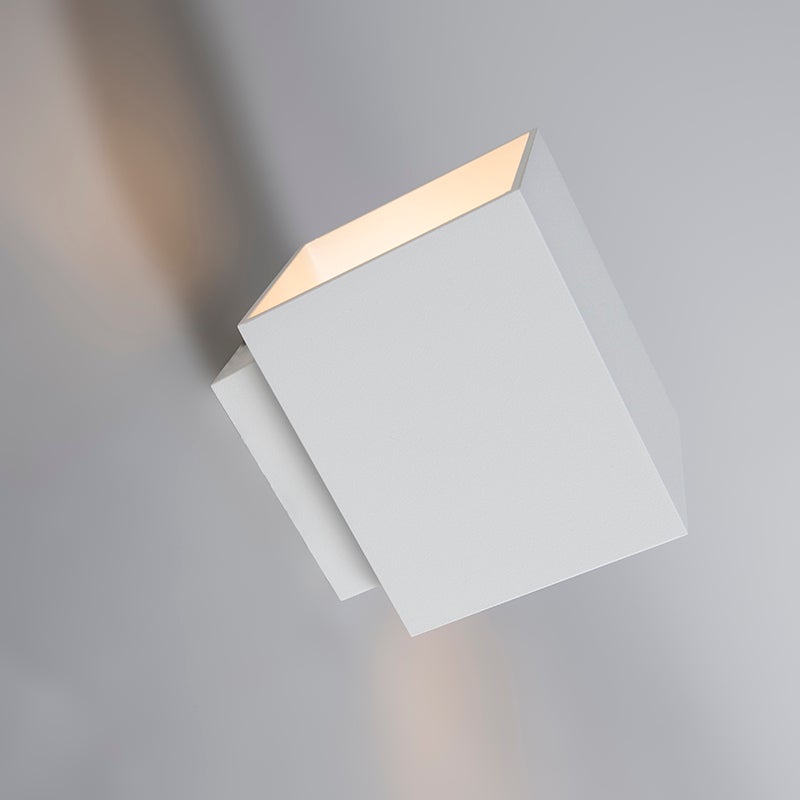 Moderne vierkante witte wandlamp - Sola
