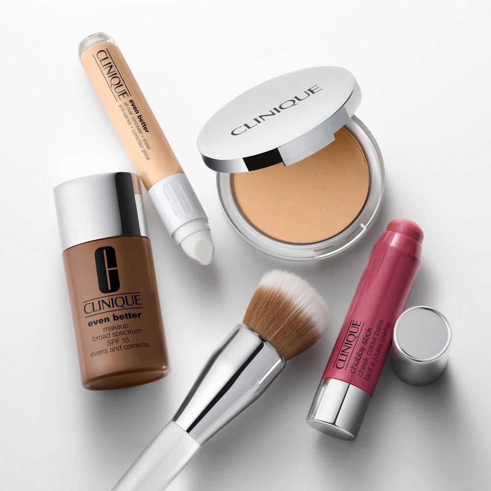 CLINIQUE Stay-Matte Kompaktpuder 03 Stay Neutral 02