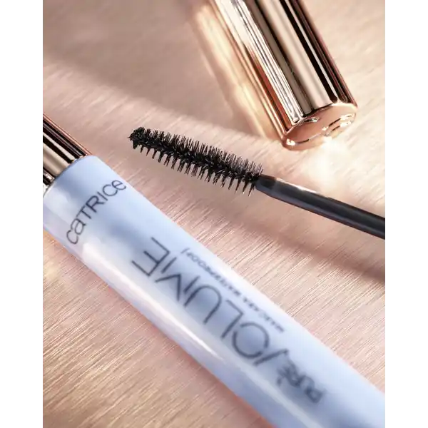 Pure Volume Mascara Waterproof 010