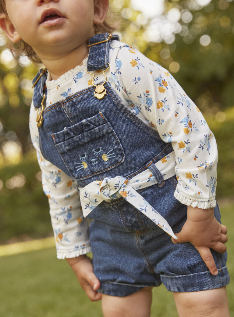 Salopette courte bleue en jean