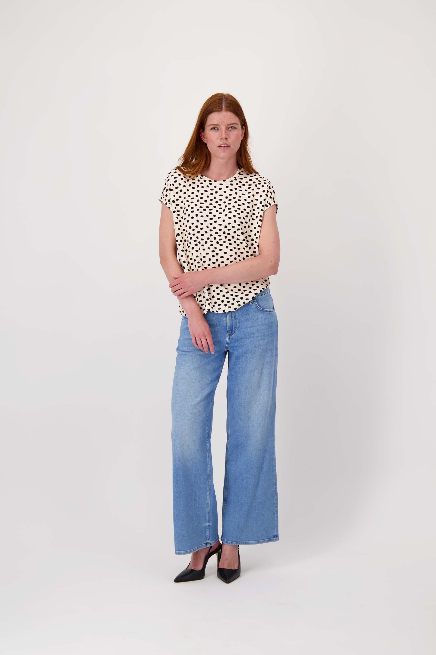 T-shirt met opgerolde mouw en stippen print