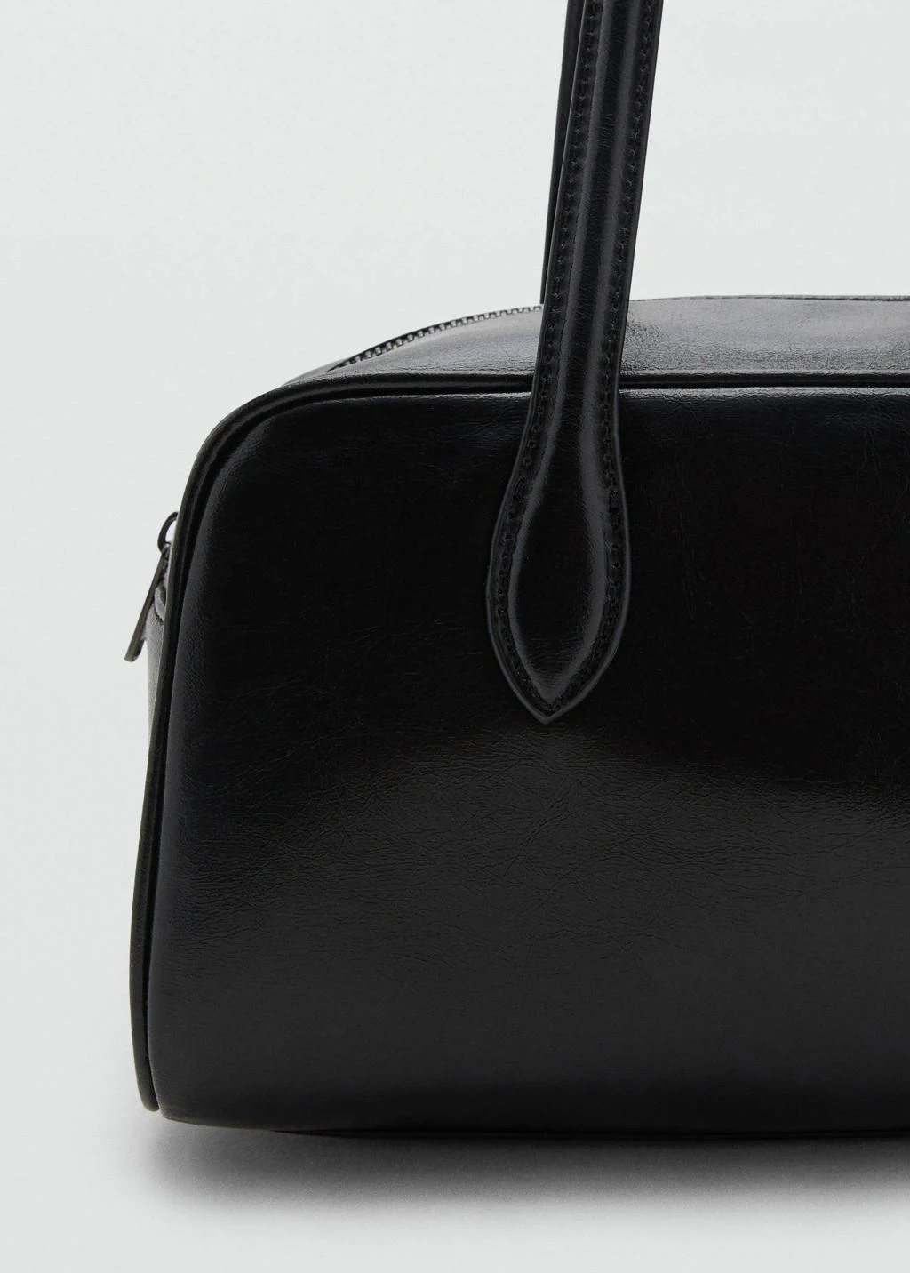 MANGO TEEN imitatieleren bowlingtas zwart
