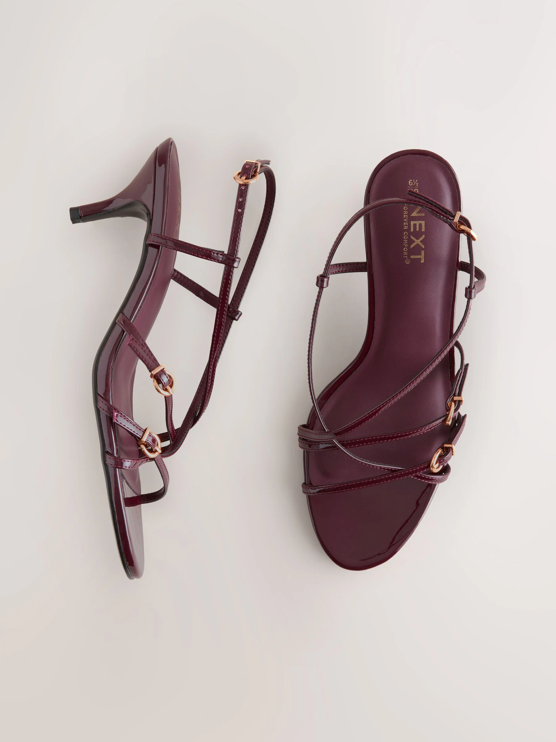 Bordeauxrood - Forever Comfort® Multi Buckle Strappy Kitten Heels