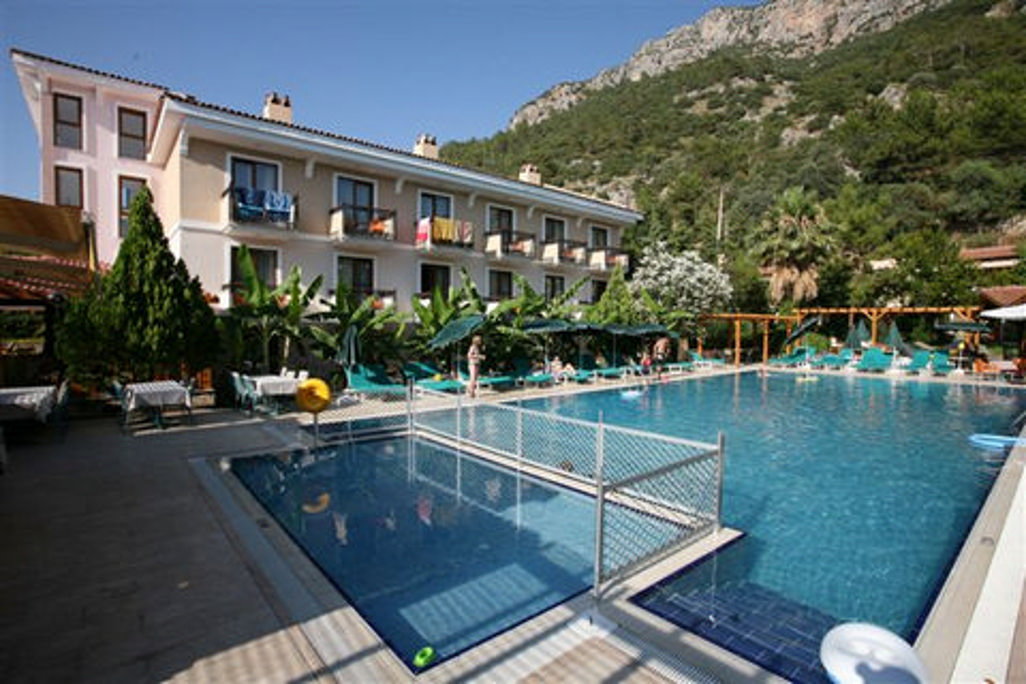 Perdikia Beach Halfpension - Hotel