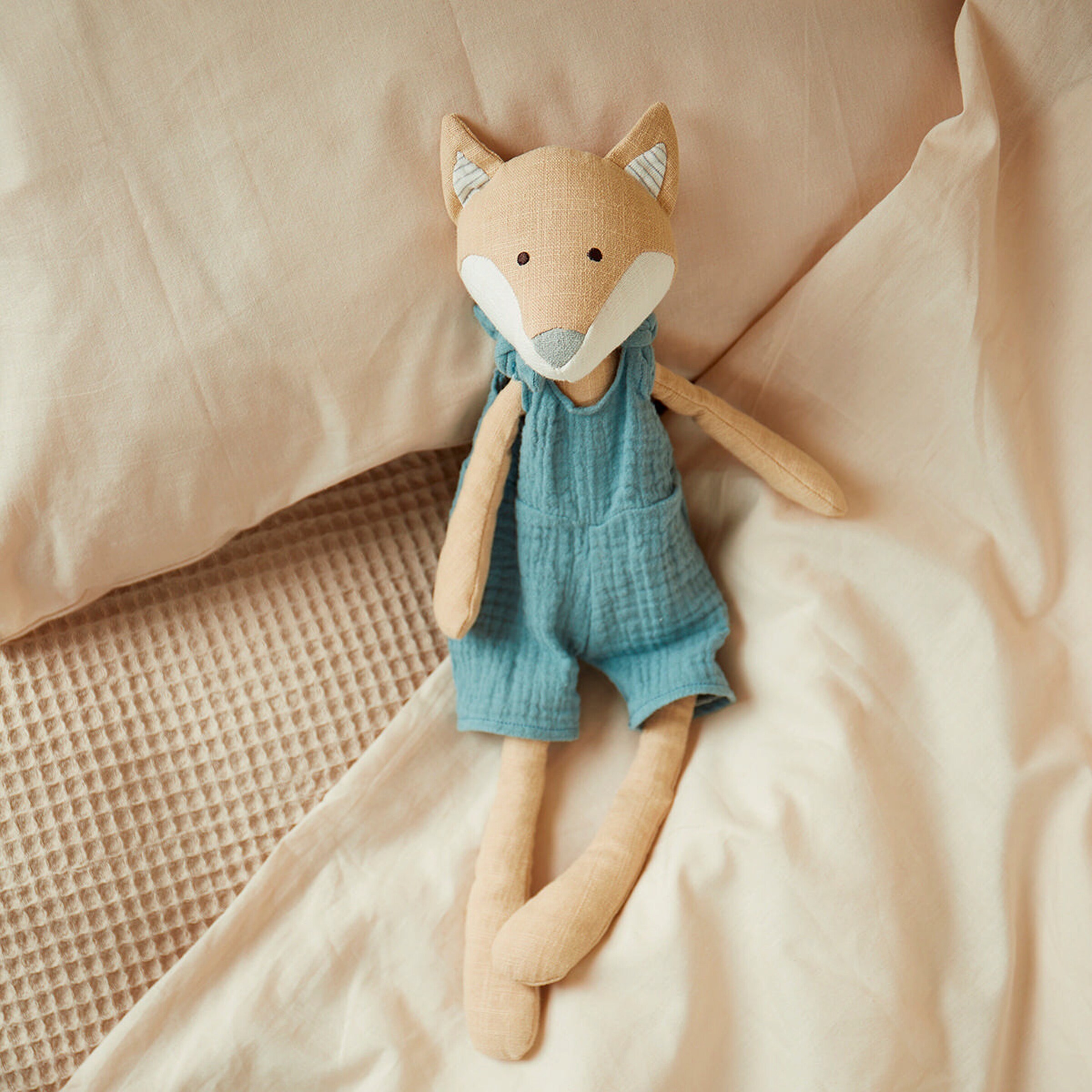 Bieco Kuscheltier aus Leinen & Musselin Fuchs - ab Geburt Blau