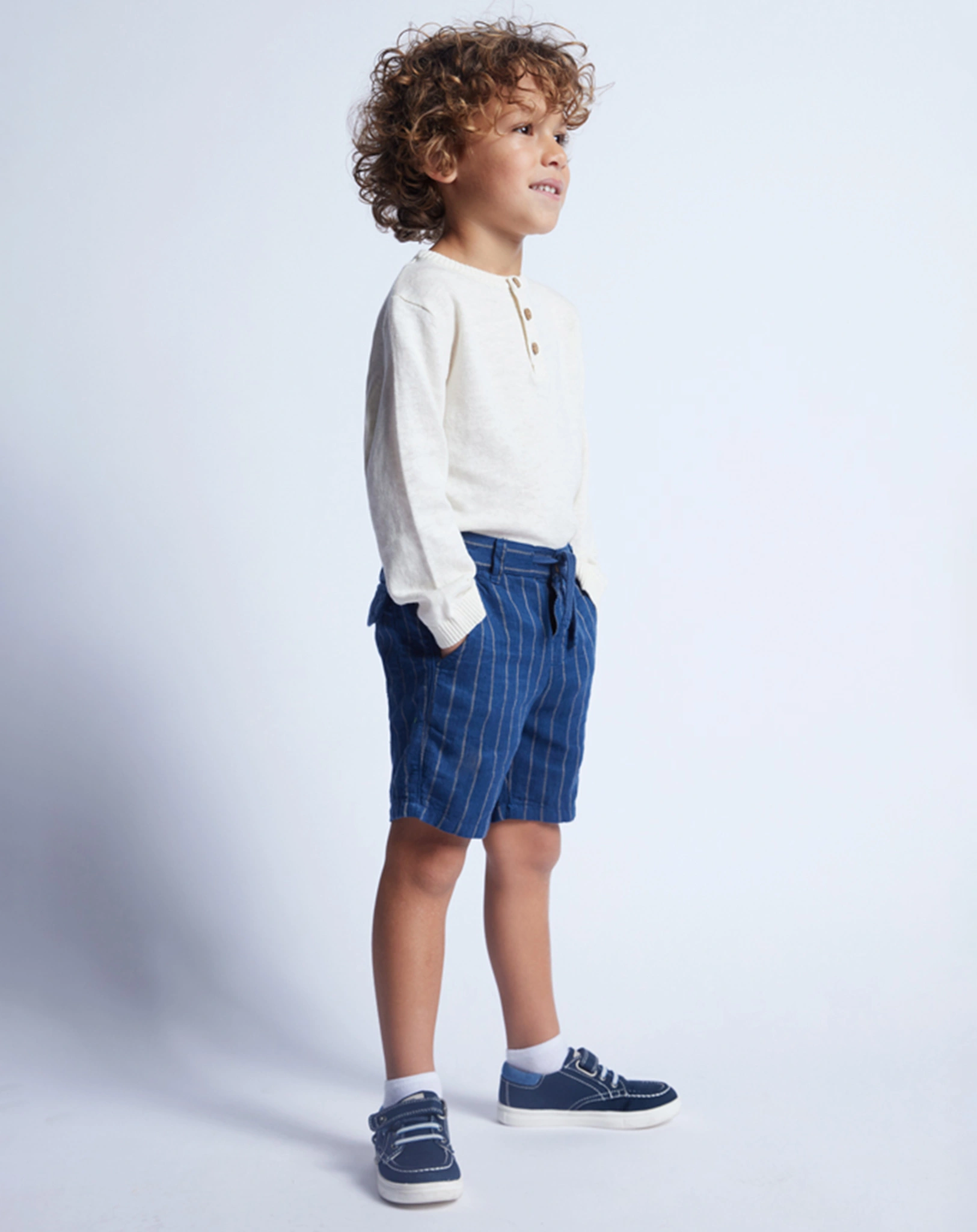 Bermuda-Shorts STRIPES in indigo