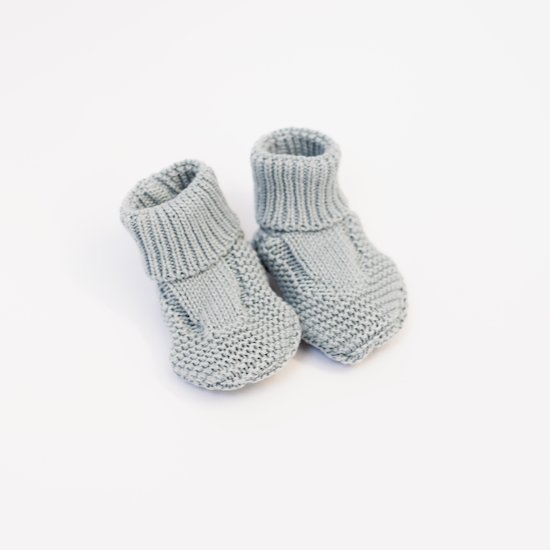 Chaussons Tricot Petits Chats   Bleu Danube        1 mois   de               La Manufacture de Layette