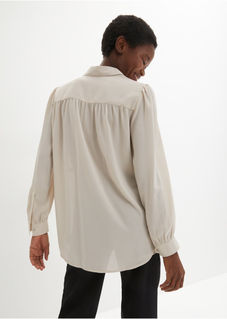 Blouse avec fronçage à la taille
