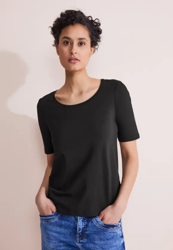 Basic T-Shirt - Black