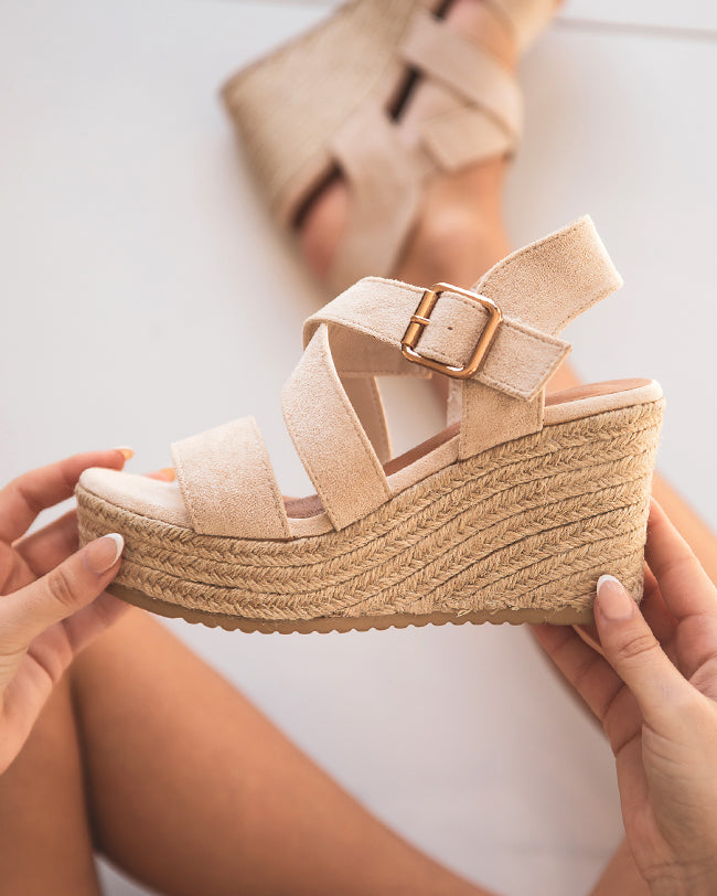 Sandale femme talon compensée beige daim - Maëlle