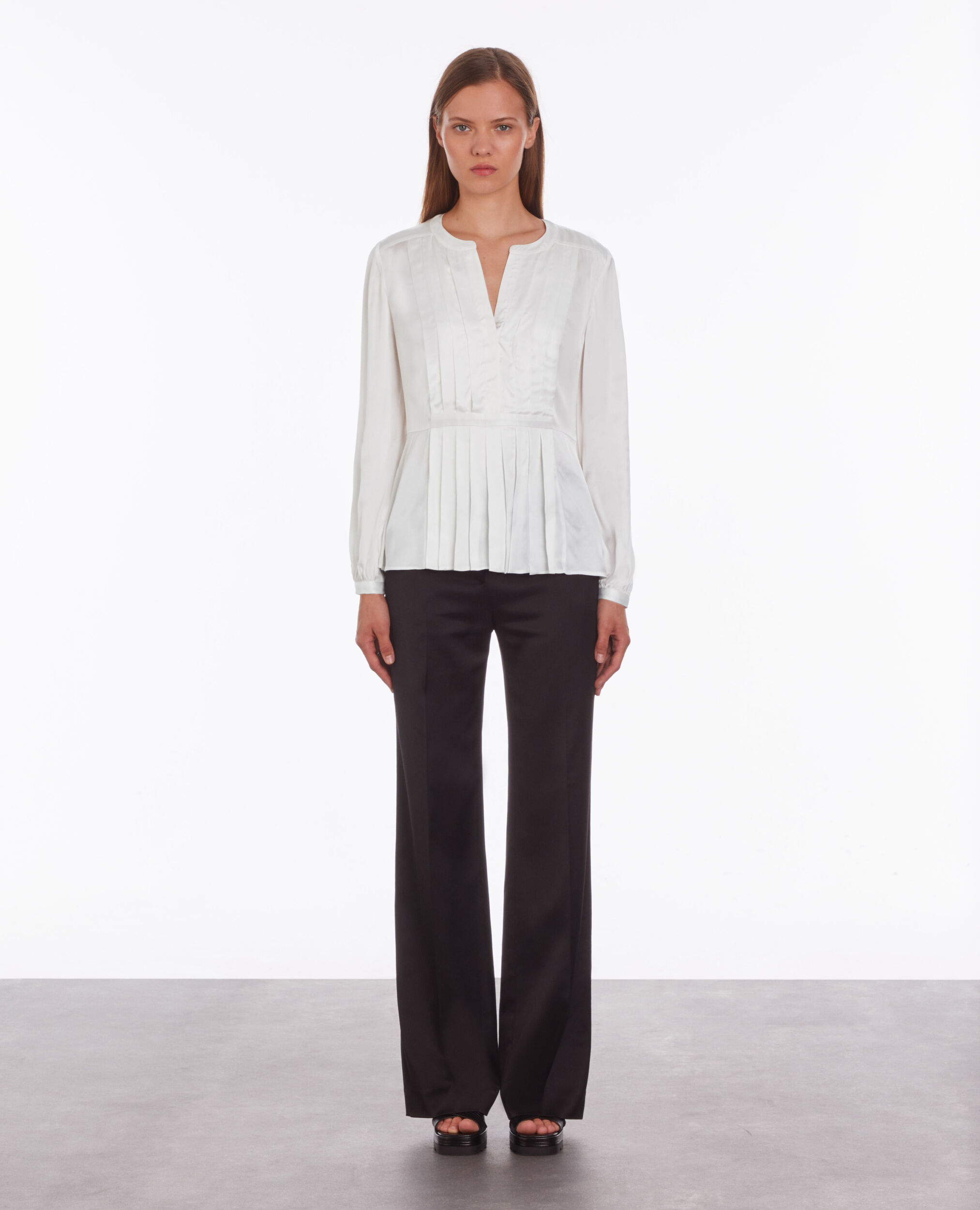 Top écru avec plissage
