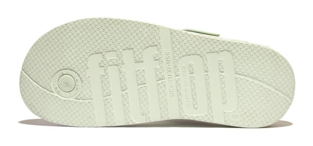 Fitflop Zehentrenner »IQUSHION IRIDESCENT ADJUSTABLE BUCKLE«  , Keilabsatz, Sommerschuh, Schlappen mit verstellbarer Schnalle