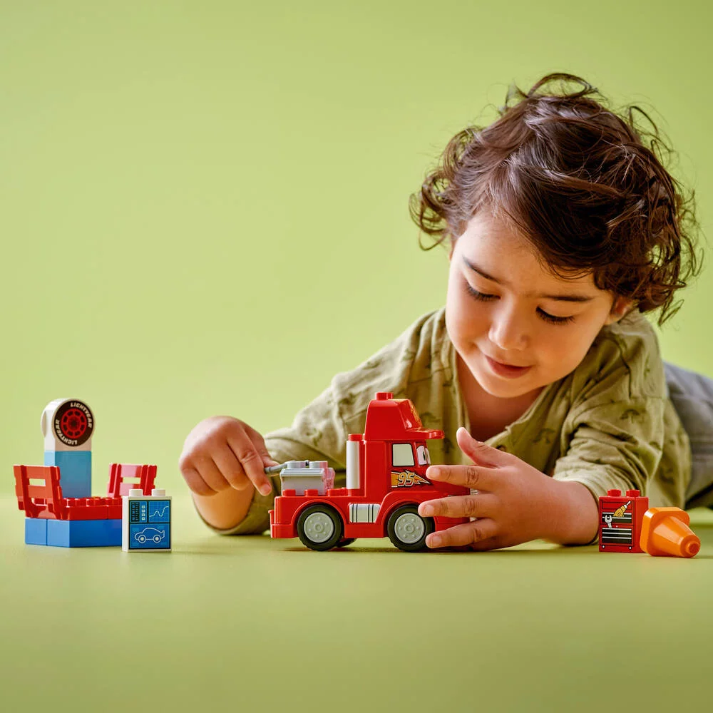 LEGO®DUPLO®DISNEY™ 10417 - MACK A LA COURSE