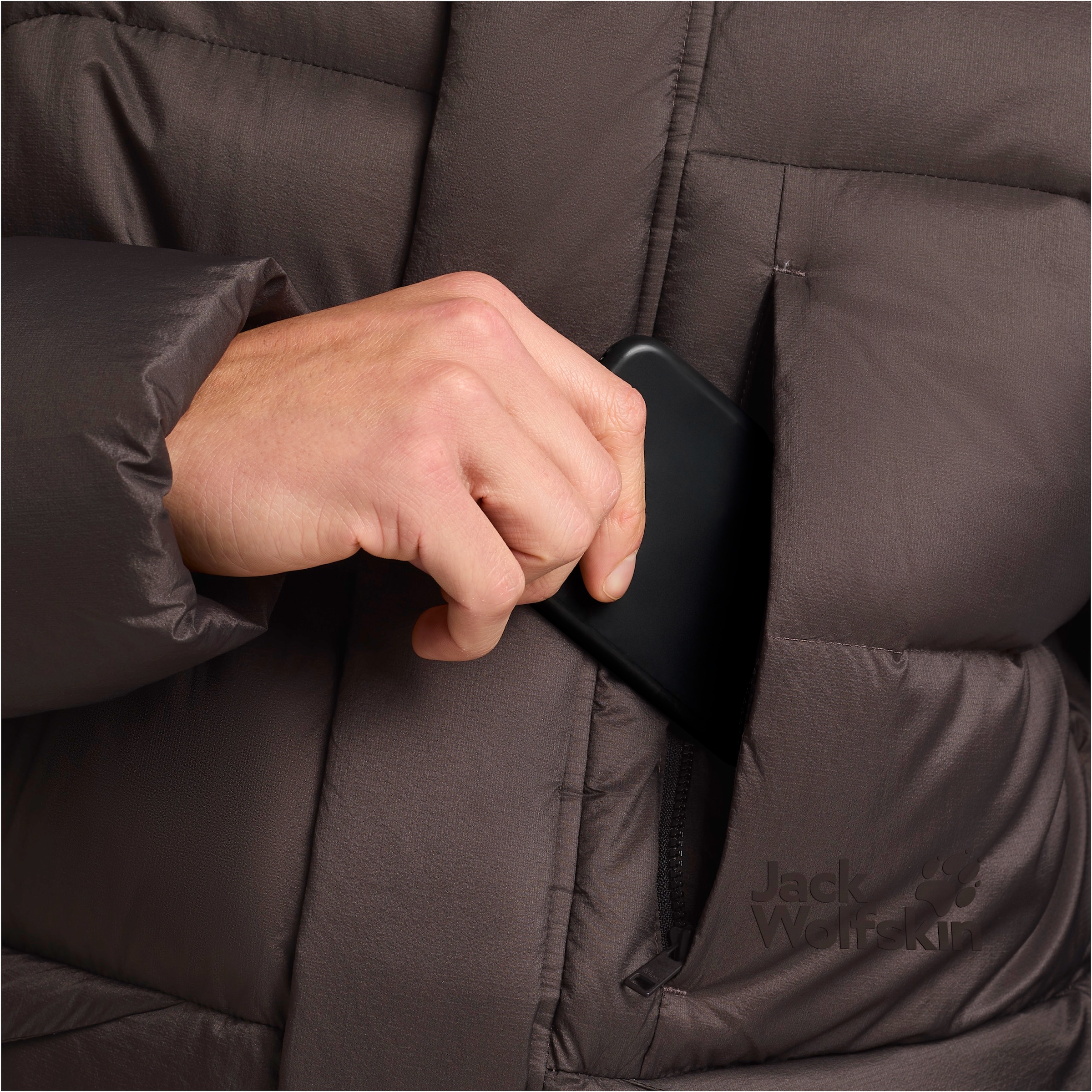 Jack Wolfskin Daunenjacke »ICY HILL JKT M RDS« mit Kapuze Wärmend, winddicht, Daunenjacke