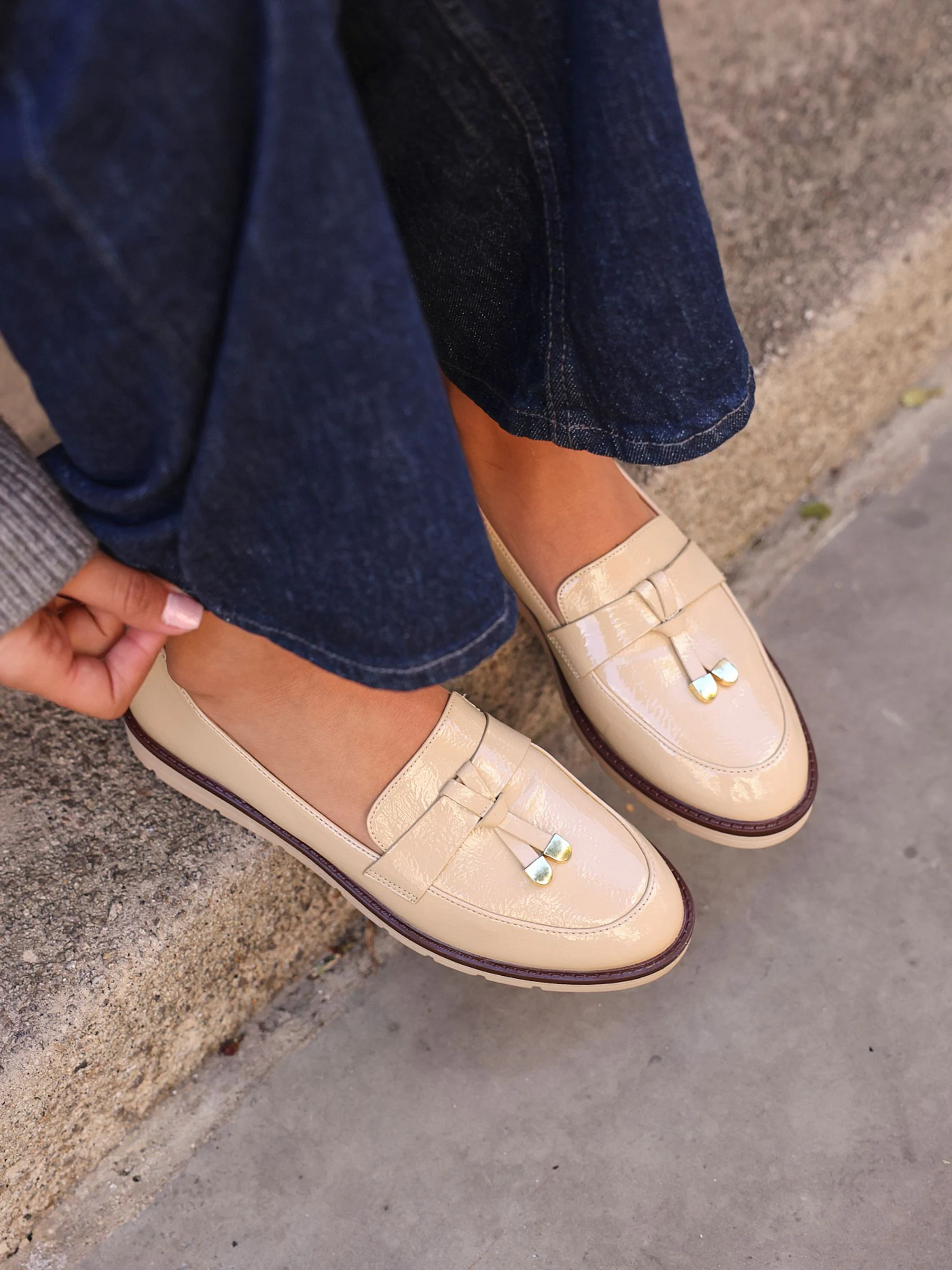 Licht beige - Linzi Nancy Patent Loafers With Tassel Detail