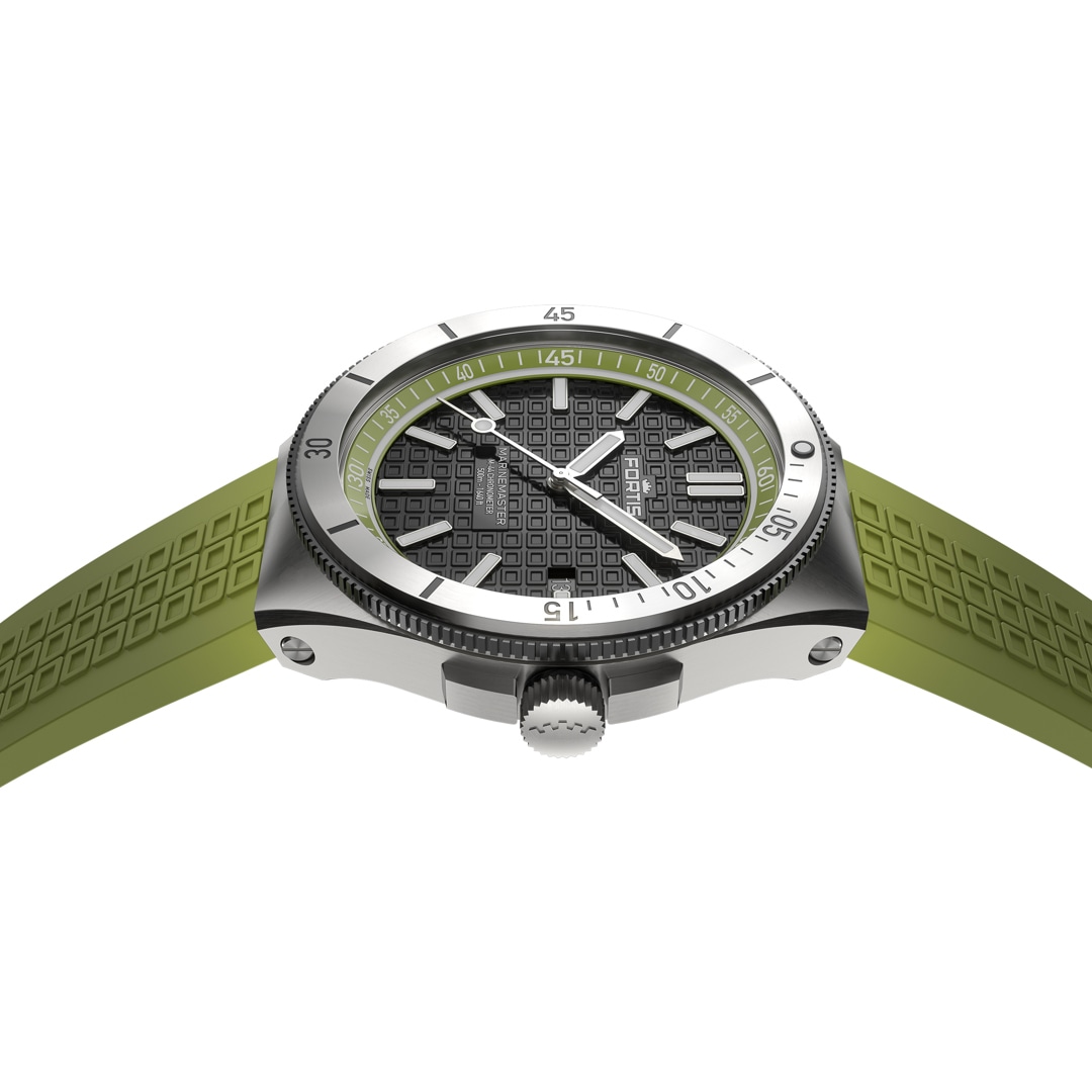 Fortis Marinemaster M-44 Chronometer Woodpecker Green Horizon Strap
