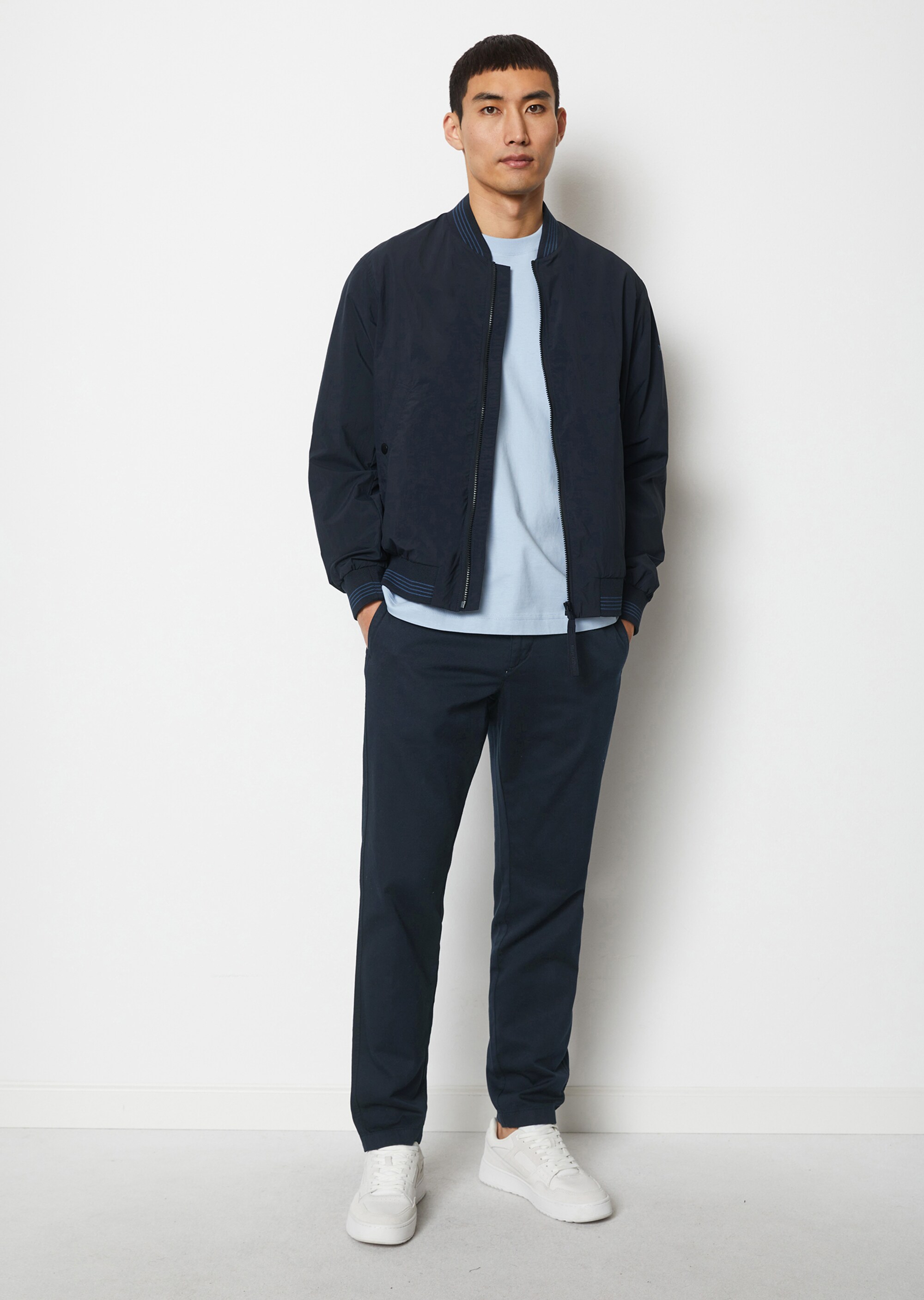 Windjacke regular im Fliegerjacken-Stil