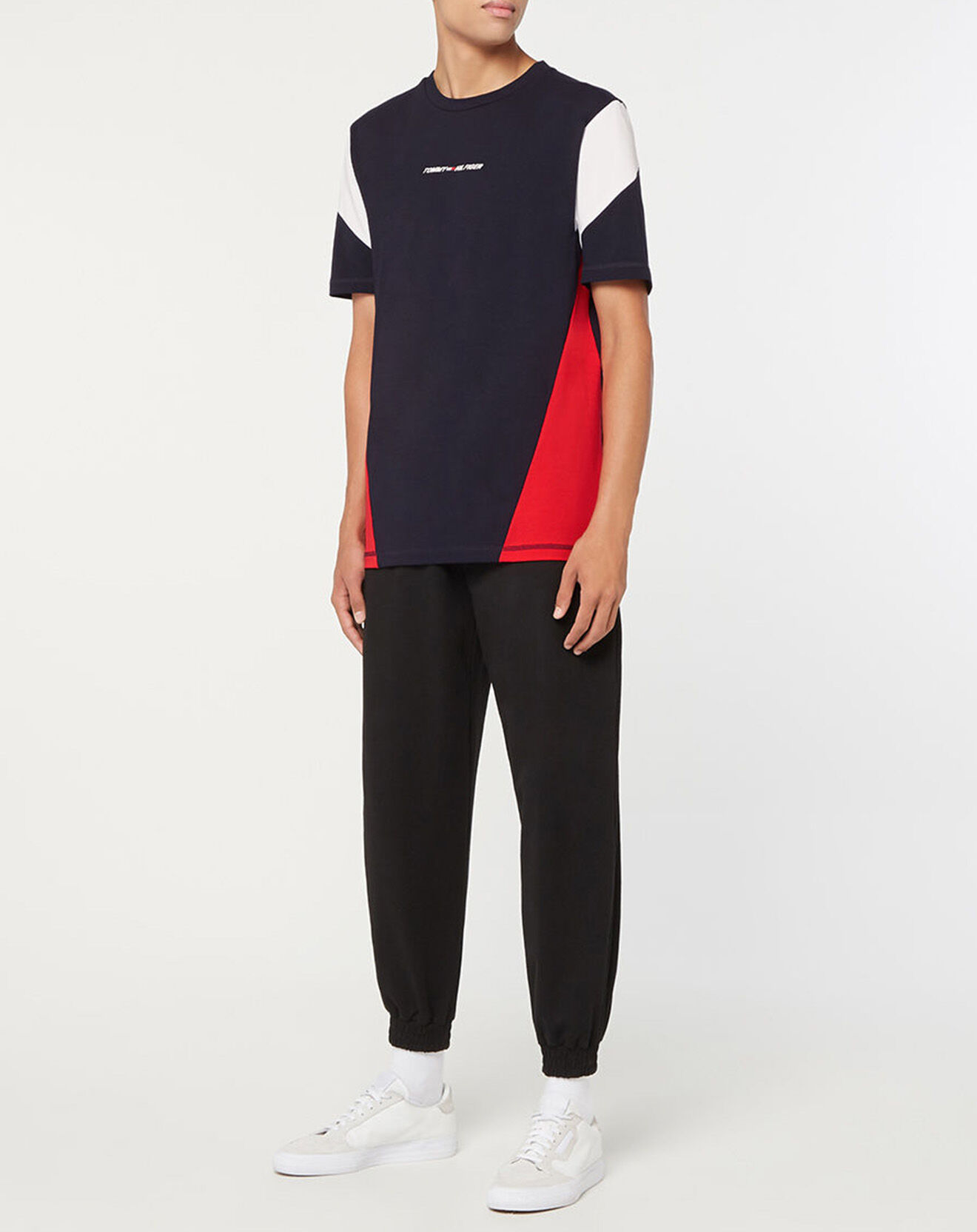 Tommy Hilfiger T-Shirt en Coton Bio mélangé Blocked Seasonal Sport bleu marine