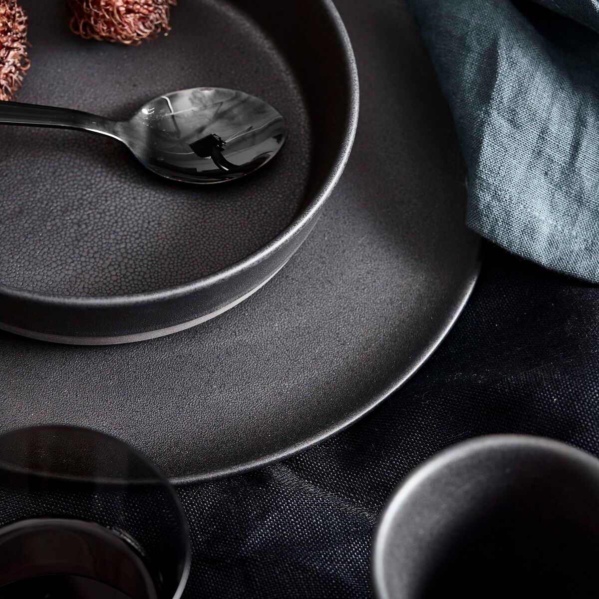 RAW Suppetallerken, Titanium Black