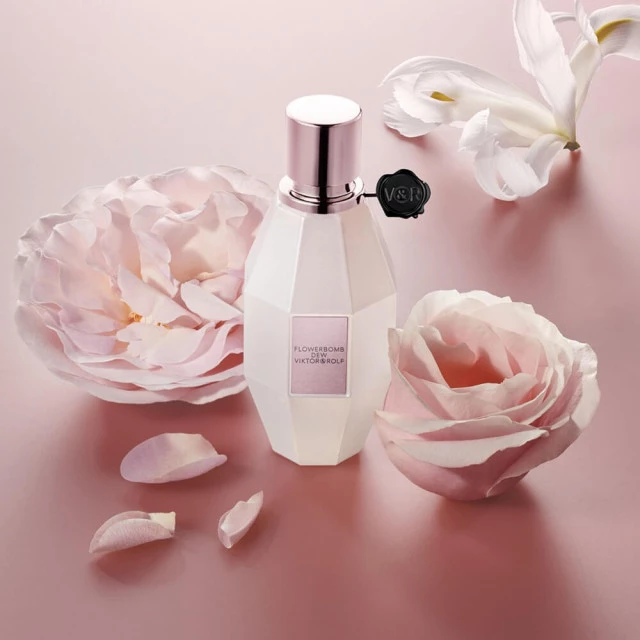 Flowerbomb Dew Parfum VIKTOR&ROLF
