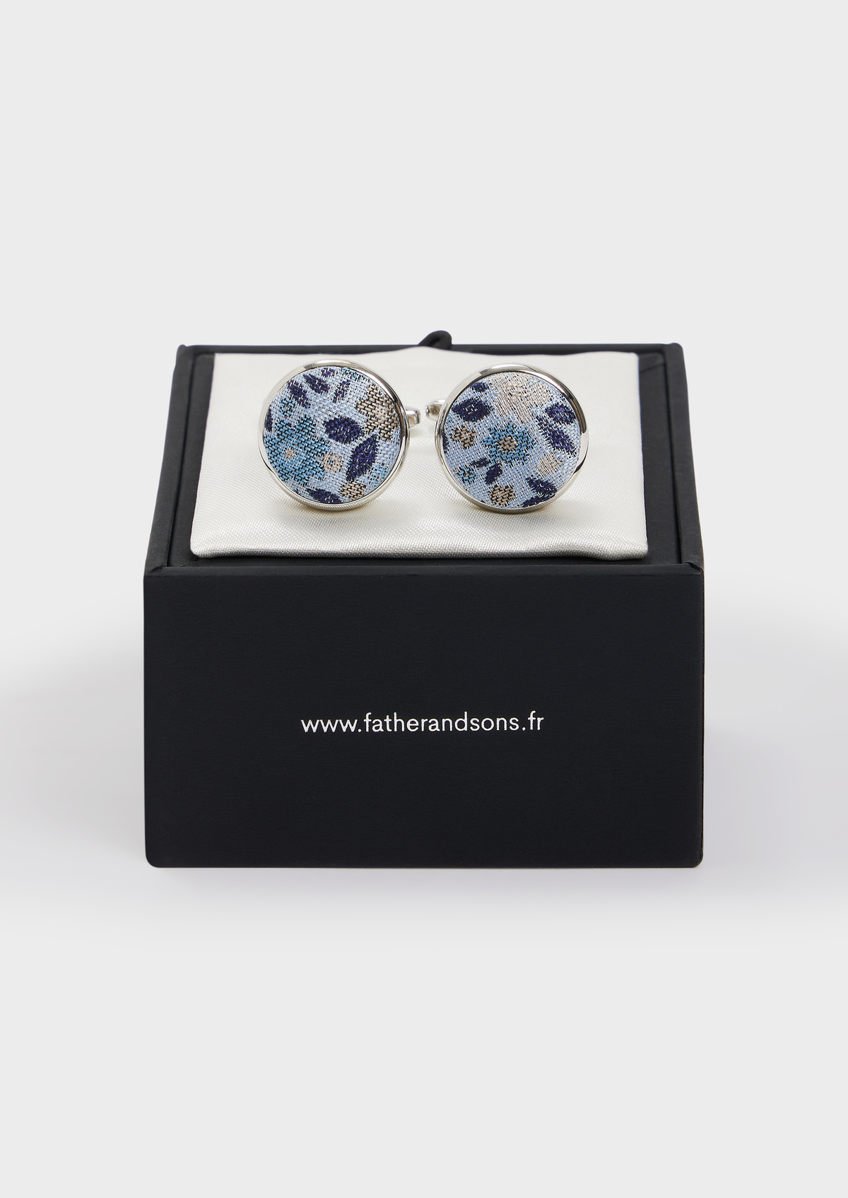 Boutons de manchettes ronds en soie mélangée bleu ciel à motif fleuri bleu et marron