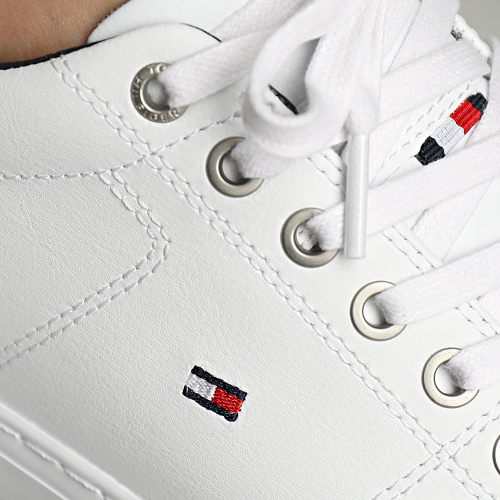 Baskets Essential Leather Sneaker 2157 White