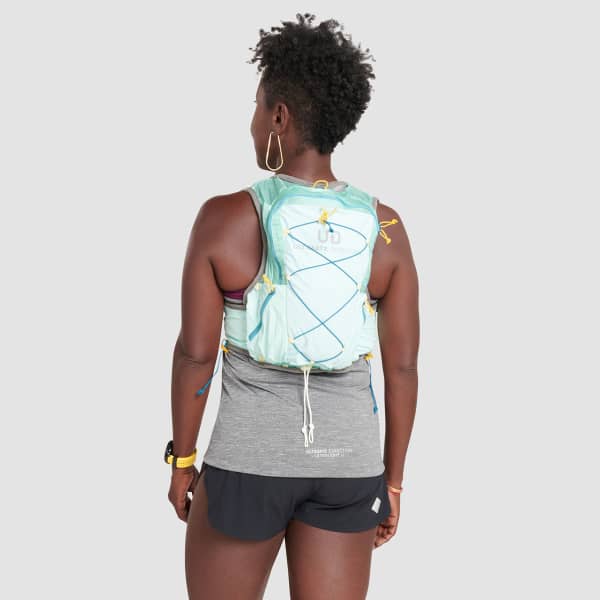 Sac trail ULTIMATE DIRECTION ULTRA VESTA 6.0 ICE BLUE