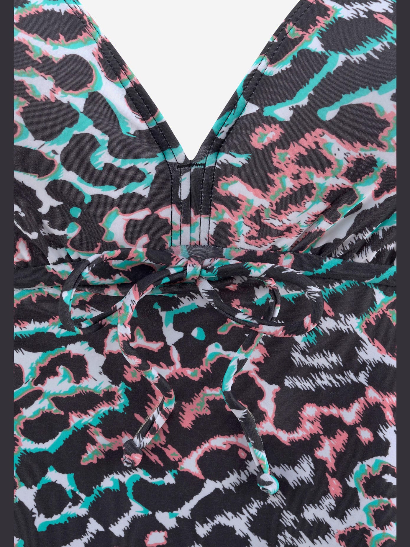 Tankini à armatures imprimé animal coloré