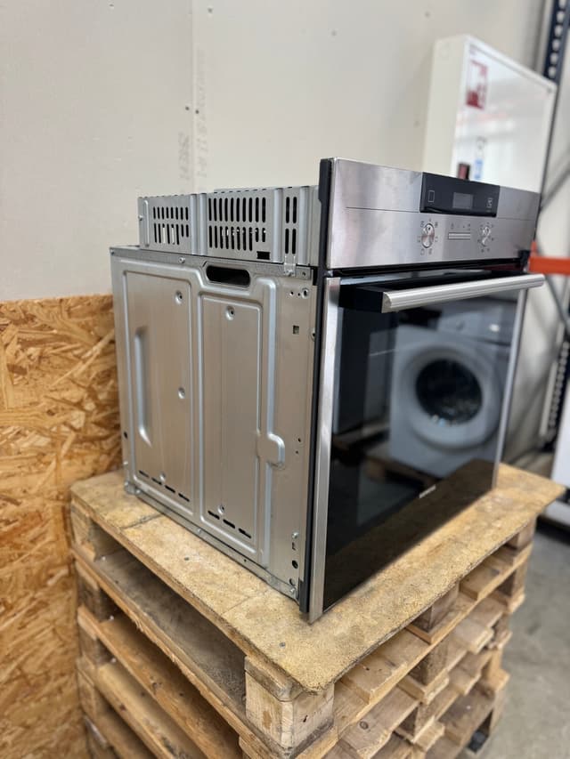 Siemens iQ500 indbygningsovn HB23AB522S