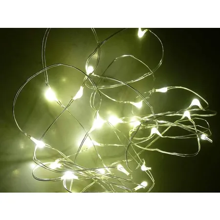 China Trading LED-Lichterkette aus Kupferdraht mit 30 warmweissen LED's / für innen