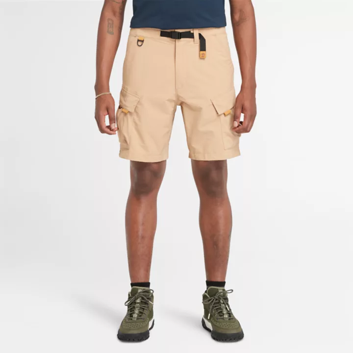 Short coupe-vent extensible à séchage rapide pour homme en jaune