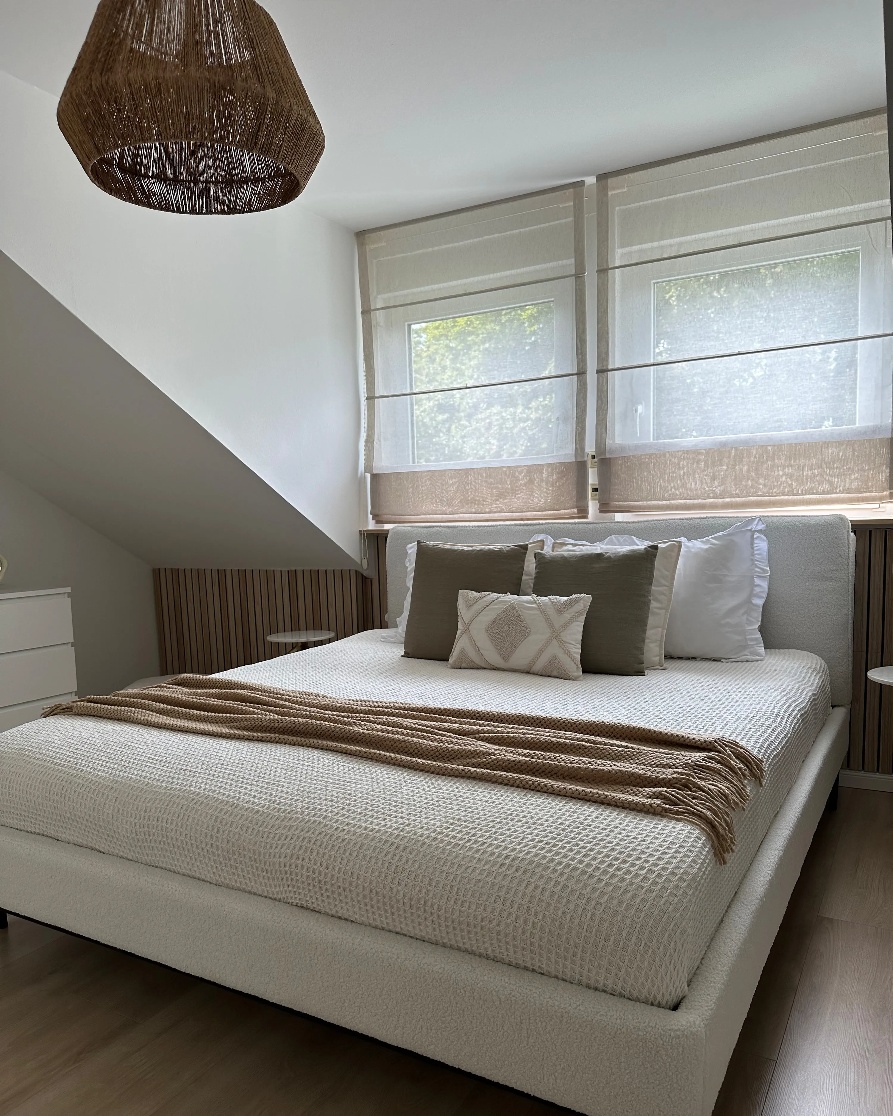 Bed Bouclé CORIO 180 x 200 cm Gebroken wit